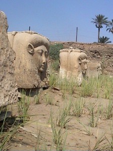 メンフィスのハトホル神殿跡