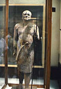 カーアペルの像2